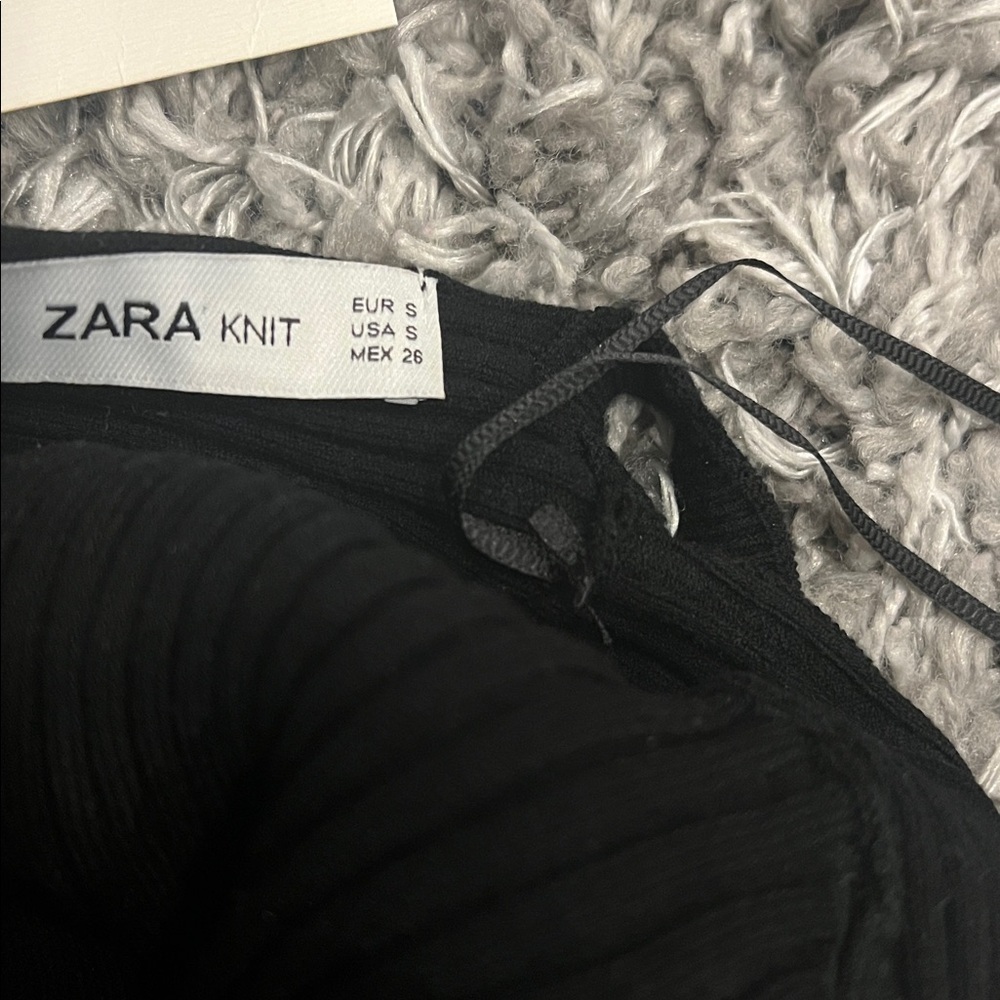 Zara Ribbed Top - Picture 8 of 8